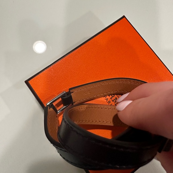 Hermes Behapi Double Tour Bracelet (Black Leather in color) - Picture 8 of 8